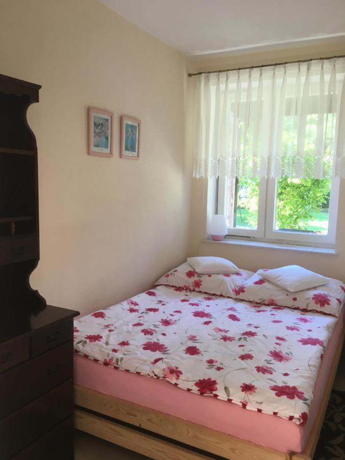 Domek Letni Na Wakacje W Rumi Rumia Esterno foto